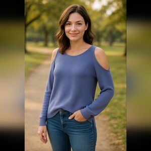 Maurices Lavender Scoop Neck And Cold-Shoulder Sweater Size XS